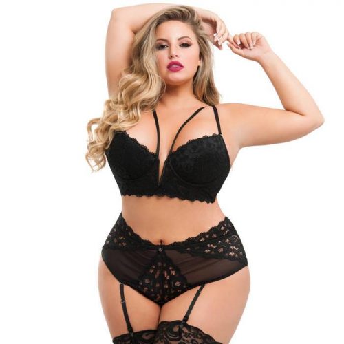 Lovehoney Plus Size Parisienne Black Longline Bra and Crotchless Thong Set - Lovehoney Lingerie